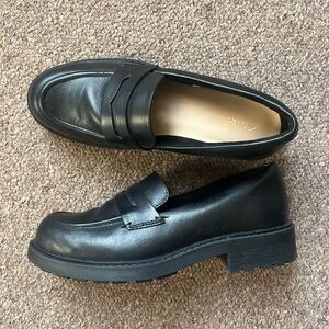 Women’s Clark’s Leather Loafers